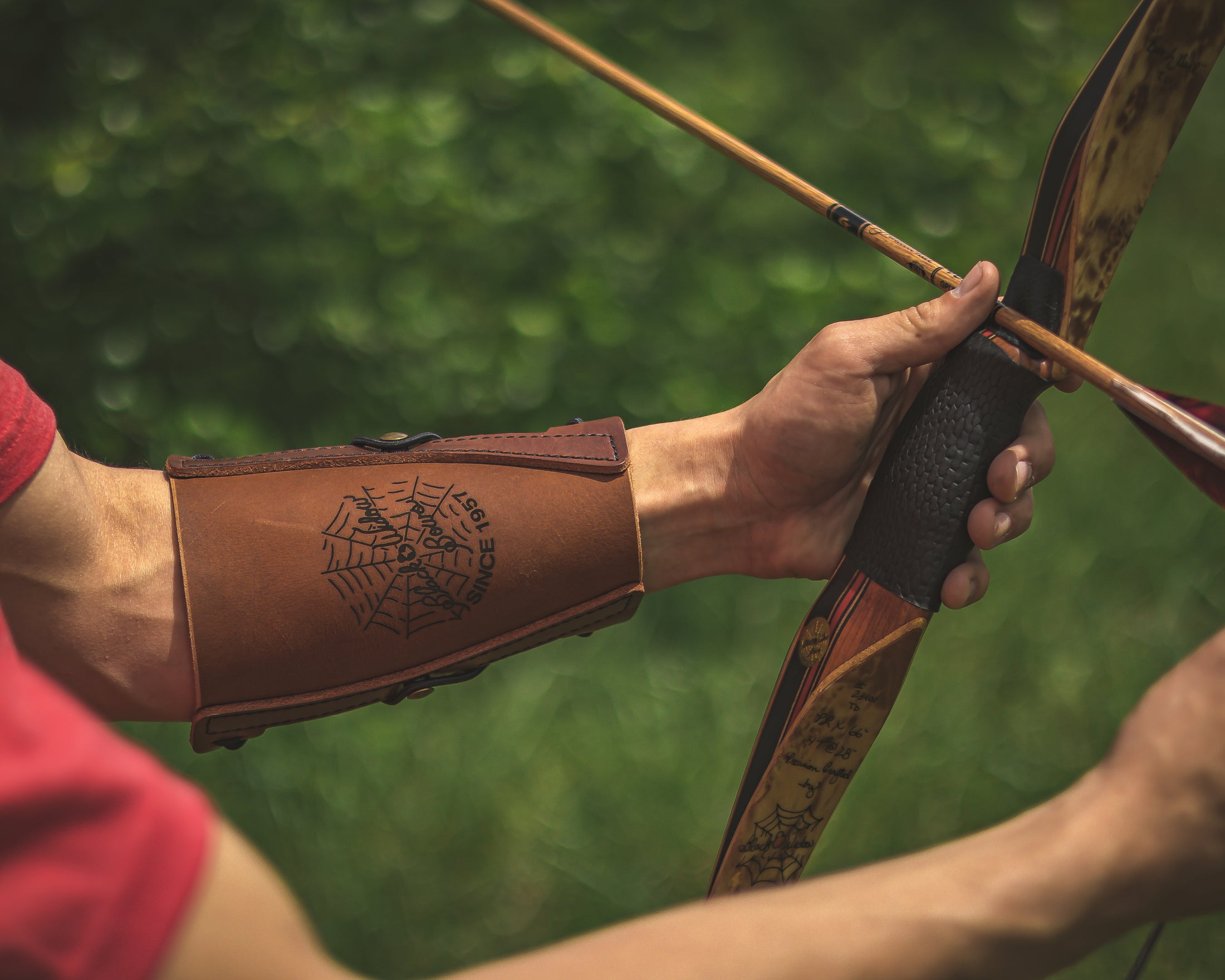 CATALOG Black Widow Bows